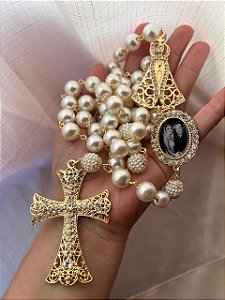 Terço de noiva personalizado de nossa senhora Aparecida com relicário