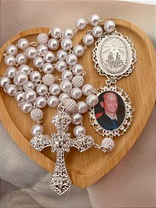 Terço de noiva personalizado de nossa senhora aparecida com relicário