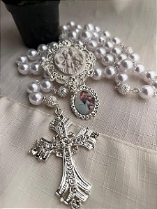 Terço de noiva personalizado sagrada Familia com relicário/Prata