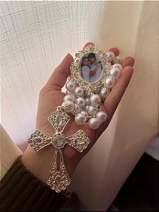 Terço de noiva personalizado com relicário/Prata modelo 07