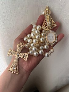 Terço de Noiva Dourado Nossa senhora aparecida com iniciais