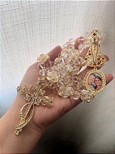 Terço de nossa senhora Aparecida de Cristal Dourado modelo 04