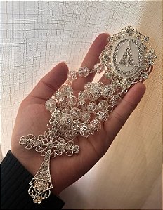 Terço de nossa senhora Aparecida de Cristal Prata modelo