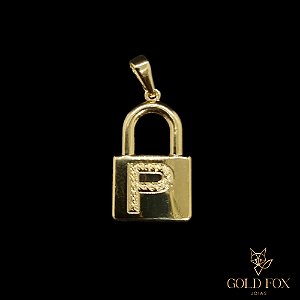 PINGENTE CADEADO LETRA P - BANHADO A OURO 18K