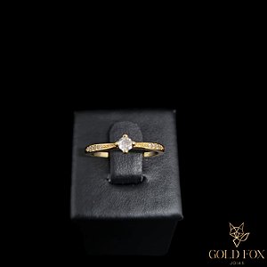 ANEL APARADOR CRISTAL COM SOLITÁRIO - BANHADO A OURO 18K