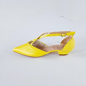 SCARPIN SALTO FINO COURO AMARELO CONFORTAVEL
