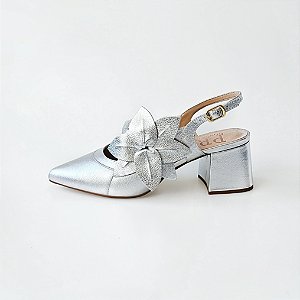 SCARPIN SALTO BLOCO COURO PRATA CONFORTAVEL