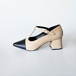 SCARPIN SALTO BLOCO COURO NUDE CLARO PRETO CONFORTAVEL