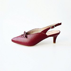 SCARPIN SALTO FINO COURO VINHO CONFORTAVEL