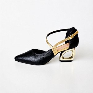 SCARPIN SALTO GEOMETRICO COURO PRETO DOURADO CONFORTAVEL