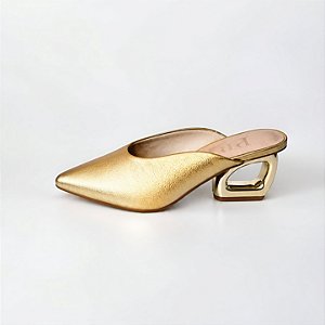 MULE SALTO GEOMETRICO DOURADO CONFORTAVEL
