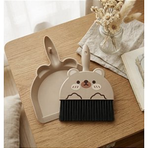 Kit Mini Vassoura e Pá Multiuso Para Teclados Armários 22K