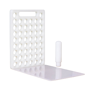 PLACA PORCIONADORA DE DOCES E BRIGADEIRO - 2,0 X 19 X 28 CM - (50 FUROS - 13 GRAMAS)