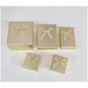 Caixa Papel Dourada p/ Bijuterias 7x10x2.7cm - Pct c/ 24 - Four Star