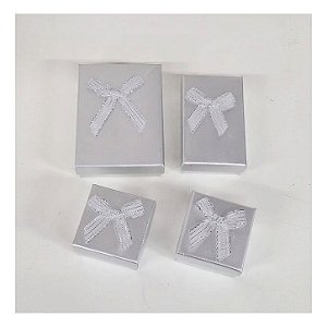 Caixinhas de papel prata 5x5cm p/ bijuterias - Pct c/24 pç - Four Star