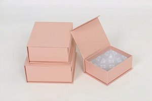 Kit de 3 Caixas de Papel P/ Presente Rosa