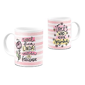 Caneca Mulher Flores Não Está Sozinha Vestida de Felicidade 325ml