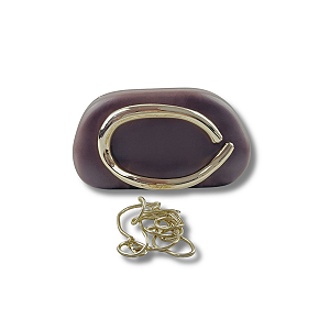 BOLSA CLUTCH COM DETALHE DE MAO ORGANICO