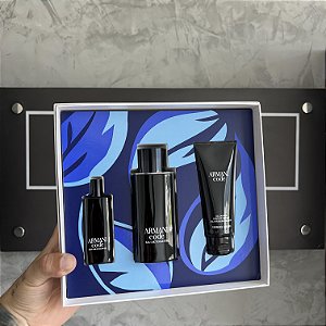 Kit Armani Code Giorgio Armani Masculino - Eau de Toilette 125ml + Eau de Toilette 15ml + Gel Douche  75ml