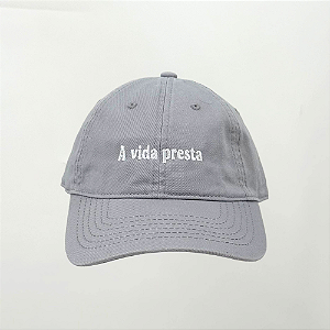 Boné Bordado Ajustável Identidade Carioca – "Vida Presta"-(Cinza)