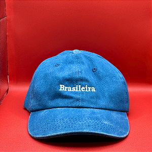 Boné Bordado Ajustável Identidade Carioca – "Brasileira " (Azul)