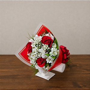Buquê Vértice - 3 Rosas IMPORTADAS e Astromelias