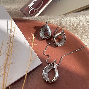 Conjunto Colar + Brinco Gota
