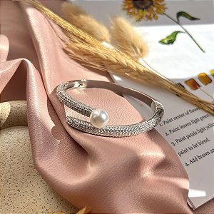 Bracelete Cravejado Pérola