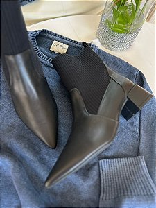Bota Alice Preto