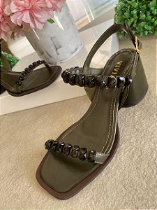 Sandália Lavínia Oliva