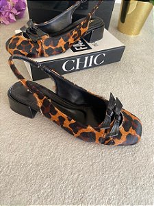 Scarpin Teodora Pêlo Onça