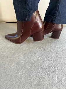 Bota Brenda Pinhão