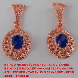 BRINCO NO BRUTO PRONTO PARA O BANHO - BRINCO EM BAIXA FUSÃO COM PEDRA NA COR AZUL ESCURO - TAMANHO 3,5CMx1,5CM - PESO  3,3GR - BRU2820