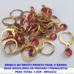 BRINCO NO BRUTO PRONTO PARA O BANHO BASE ARGOLINHA DE PRESSÃO  PESO TOTAL 1.2GR - BRU2212