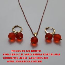 CONJUNTO NO BRUTO PRONTO PARA O BANHO CONJ.BRINC.E GARG.PEDRA PORCELANA CORRENTE 45CM  5.8GR BRU339