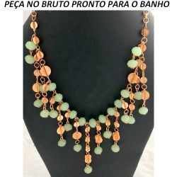 MAXI COLAR NO BRUTO PRONTO PARA O BANHO PEDRA COM CRISTAL LEITOSO VERDE TAMANHO APROXIMADO:70CM 80GR REF:BRU644