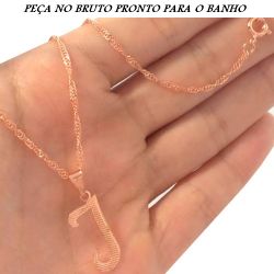 GARGANTILHA NO BRUTO PRONTO PARA O BANHO COM A LETRA ''I'' TAMANHO APROXIMADO:45CM TAMANHO PINGENTE:2CM 2,5GR REF.BRU992