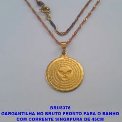 GARGANTILHA NO BRUTO PRONTO PARA O BANHO COM CORRENTE SINGAPURA DE 45CM (2630) PINGENTE REDONDO 20MM C/ ORAÇÃO PAI NOSSO ESPIRITO SANTO PESO TOTAL 3.5GR - BRU5376