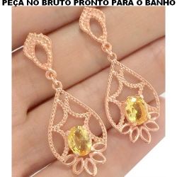 BRINCO NO BRUTO PRONTO PARA BANHO(125) EM PENDURICADO EM BAIXA FUSÃO EM VIDRO AMARELO 6GR TAMANHO APROXIMADO:4CM REF.BRU1455
