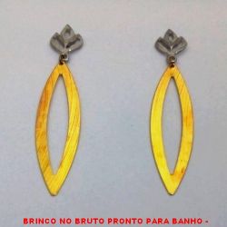BRINCO NO BRUTO PRONTO PARA BANHO -  BRINCO VAZADO - TAMANHO:6,4CM - PESO: 2,8GR - BRU1926
