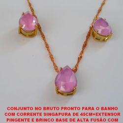 CONJUNTO NO BRUTO PRONTO PARA O BANHO COM CORRENTE SINGAPURA DE 45CM+EXTENSOR PINGENTE E BRINCO BASE DE ALTA FUSÃO COM PEDRA DE ZIRCONIAS FANTASIAS 10X14MM - PESO TOTAL 6,8GR - BRU1654