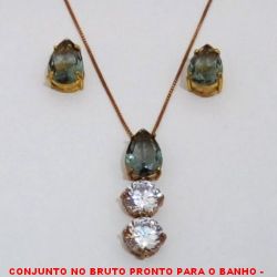 CONJUNTO NO BRUTO PRONTO PARA O BANHO -  CONJUNTO COM PINGENTE COM ZIRCONIA 10X14 E ZIRCONIAS  10X10 - BRINCO COM ZIRCONIA 10X14 - COM BASES  EM ALTA FUSÃO - ZIRCONIAS COLORIDAS -  PESO:10,5GR - BRU4018