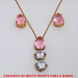 CONJUNTO NO BRUTO PRONTO PARA O BANHO -  CONJUNTO COM PINGENTE COM FUSION 10X14 E ZIRCONIAS  10X10 - BRINCO COM FUSION 10X14 - COM BASES  EM ALTA FUSÃO - FUSION COLORIDOS -  PESO:10,7GR - BRU4025