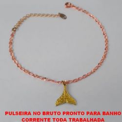 PULSEIRA NO BRUTO PRONTO PARA BANHO  CORRENTE TODA TRABALHADA   COM PINGENTE RABO DE BALEIA - PESO 1,7GR 18CM+EXTENSOR - BRU1347