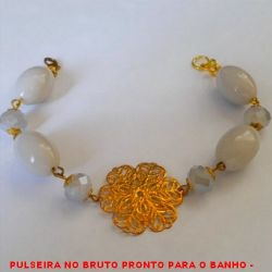 PULSEIRA NO BRUTO PRONTO PARA O BANHO -  PULSEIRA FEMININA COM CRISTAIS SEXTAVADO DE  9MM, CONECTORES OVAL DE 2,0x1,3CM E  CONECTOR DE FLOR - TAMANHO:21,7CM - PESO: 15,1GR - BRU3865