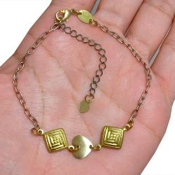 Pulseira No Bruto Pronto Para Banho Simples Com Corações Tamanho Aproximado: 20,0cm Extensor: 6,0cm Peso: 3,5 gramas REF: BRU1887