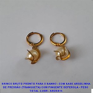BRINCO BRUTO PRONTO PARA O BANHO - COM BASE ARGOLINHA DE PRESSÃO (TRANQUETA) COM PINGENTE DEPEROLA - PESO  TOTAL 2.0GR - BRU6415