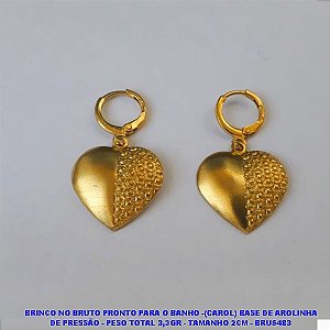 BRINCO NO BRUTO PRONTO PARA O BANHO -(CAROL) BASE DE AROLINHA DE PRESSÃO - PESO TOTAL 3,3GR - TAMANHO 2CM - BRU5483