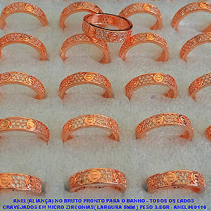 ANEL(ALIANÇA) NO BRUTO PRONTO PARA O BANHO - TODOS OS LADOS  CRAVEJADOS EM MICRO ZIRCONIAS( LARGURA 5MM ) PESO 3.8GR - ANEL000116