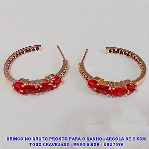 BRINCO NO BRUTO PRONTO PARA O BANHO - ARGOLA DE 2,5CM TODO CRAVEJADO - PESO 5.6GR - BRU7378